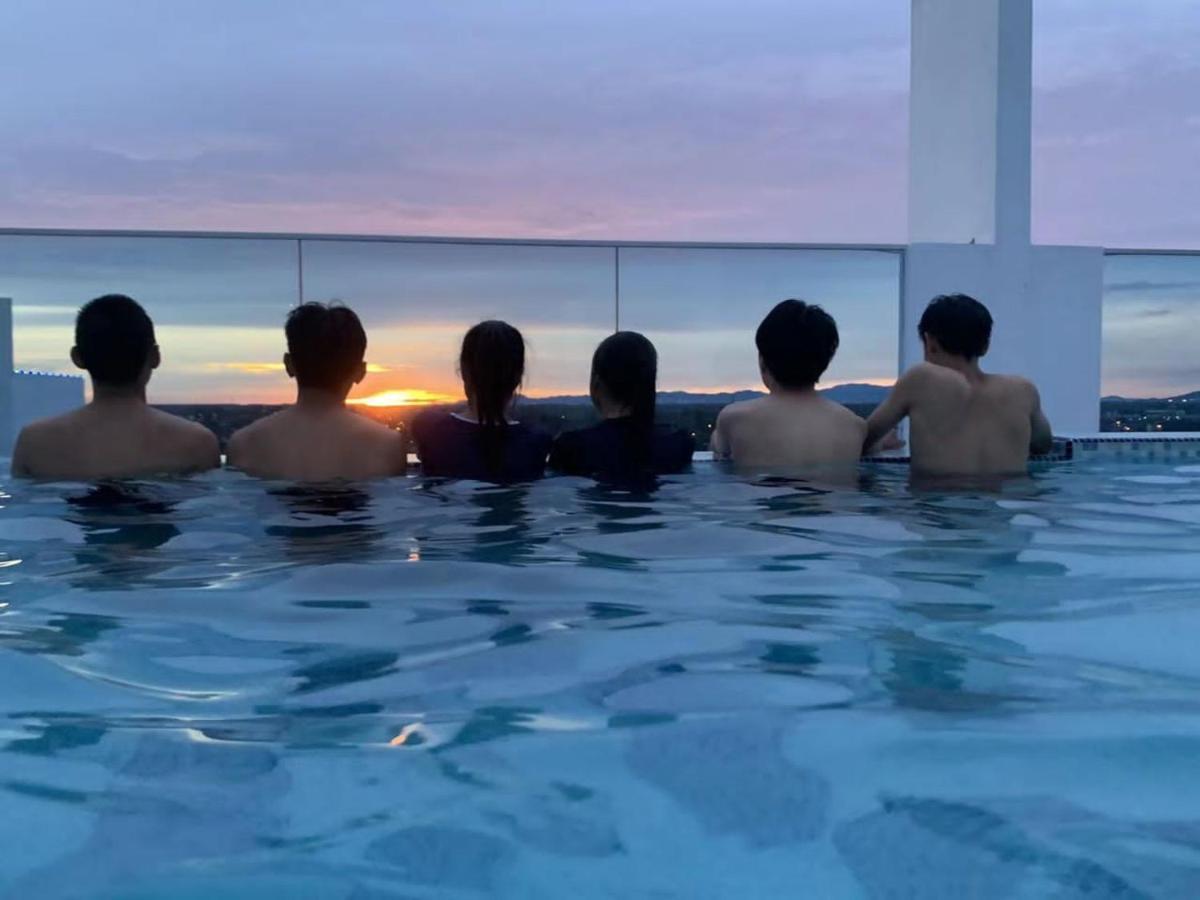 Sri Indar Hotel & Suites Parit Buntar Kültér fotó